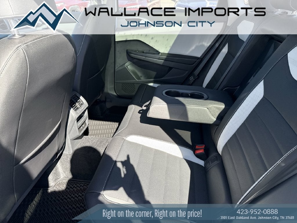 2027 Volkswagen Taos 1.5T SEL