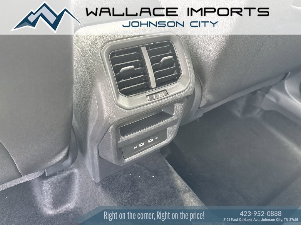 2027 Volkswagen Taos 1.5T SEL