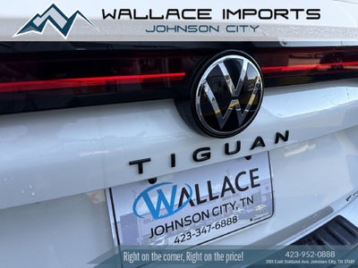 2026 Volkswagen Tiguan SE R-Line Black
