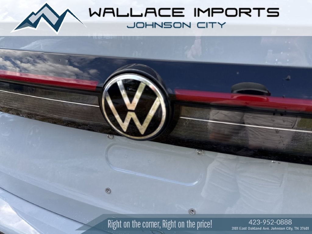 2027 Volkswagen Taos 1.5T SE