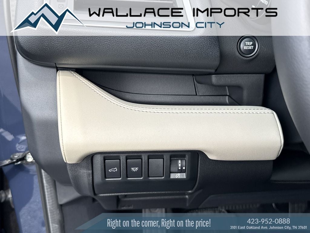 2025 Subaru Ascent Limited - Photo 31