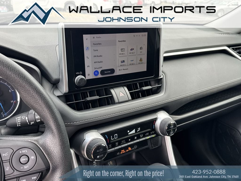 2023 Toyota RAV4 Hybrid XLE