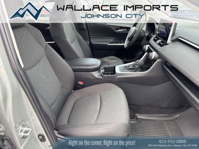 2023 Toyota RAV4 Hybrid XLE