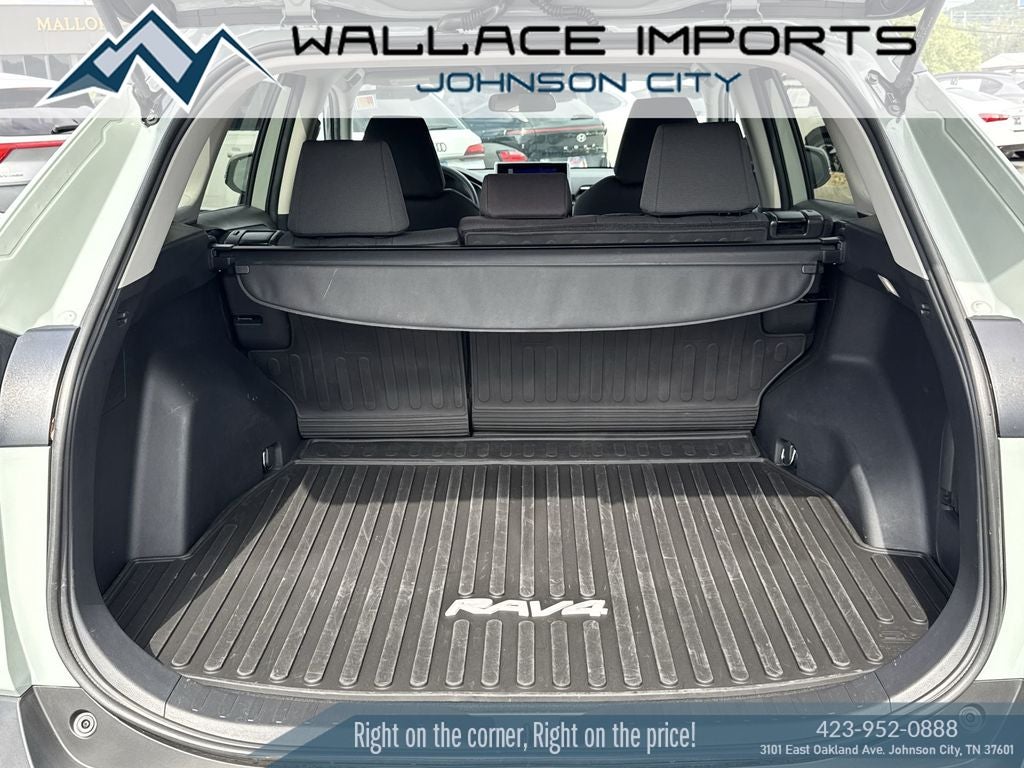 2023 Toyota RAV4 Hybrid XLE