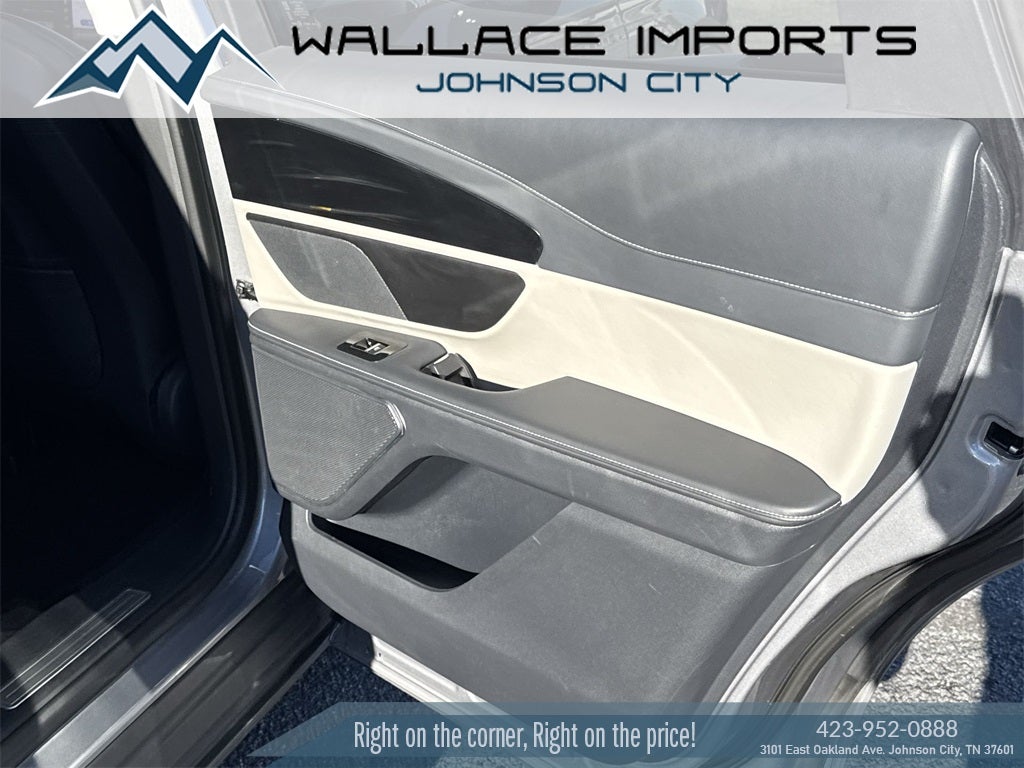 2024 Lincoln Nautilus Reserve