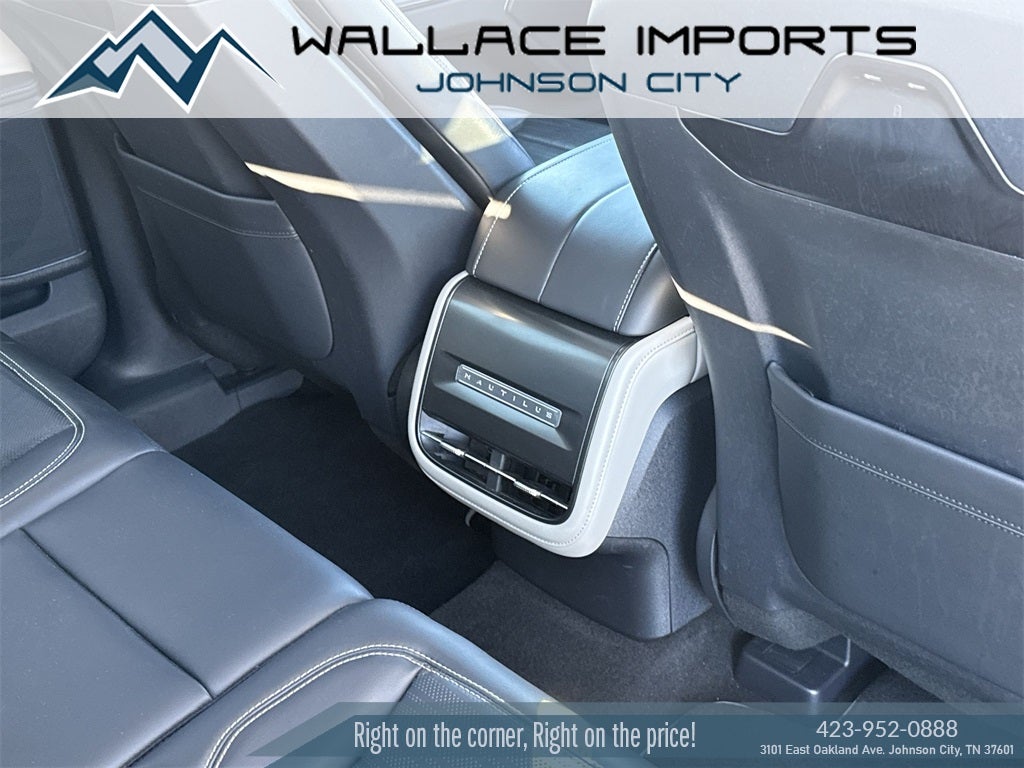 2024 Lincoln Nautilus Reserve