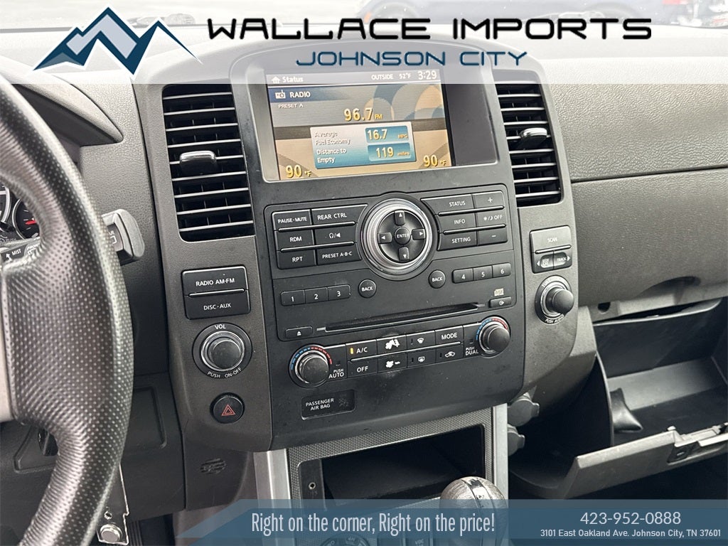 2011 Nissan Pathfinder SV