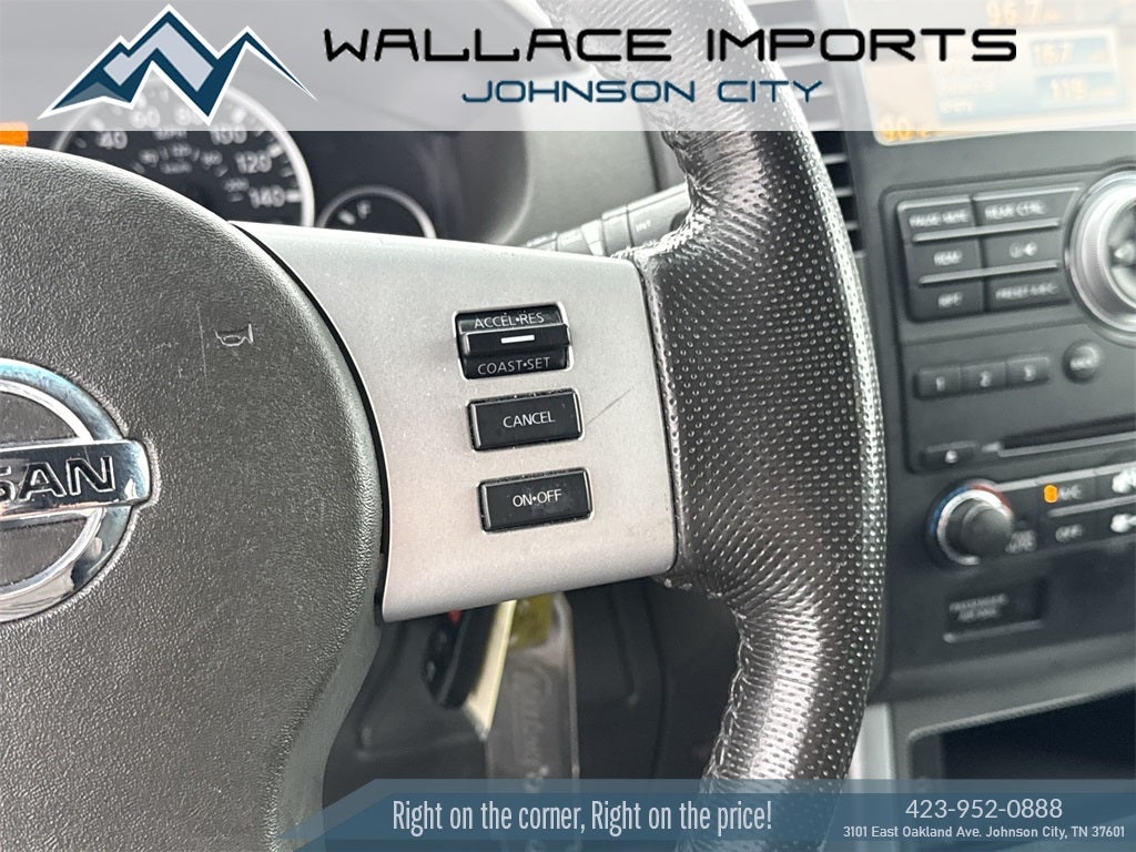 2011 Nissan Pathfinder SV