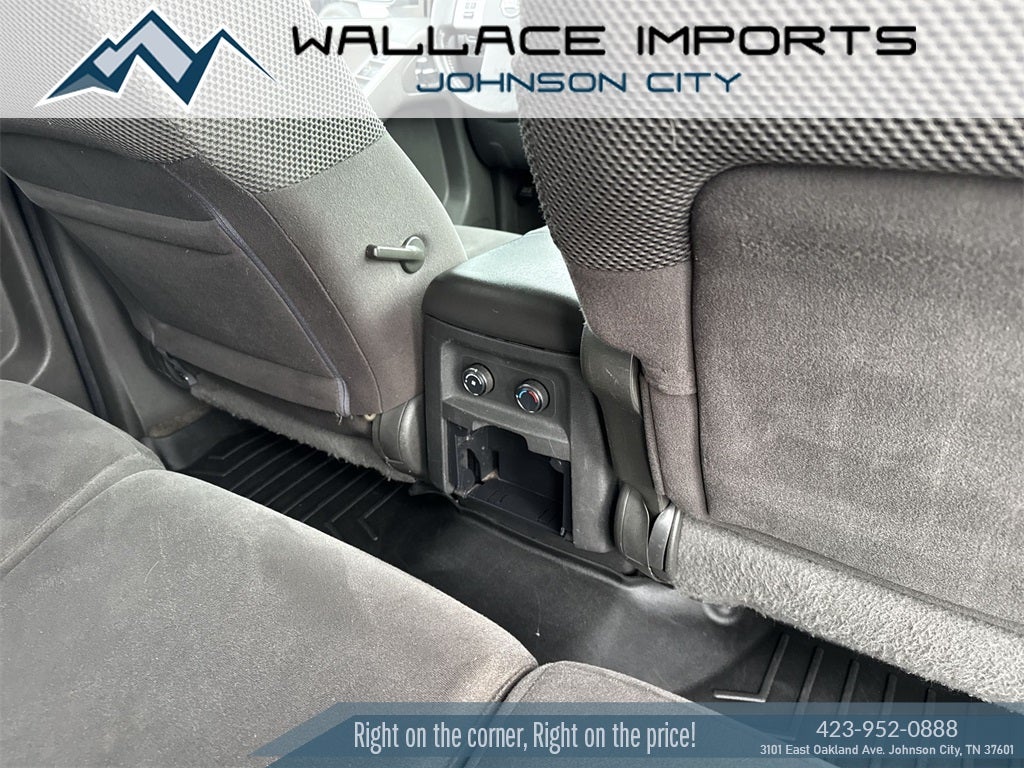 2011 Nissan Pathfinder SV