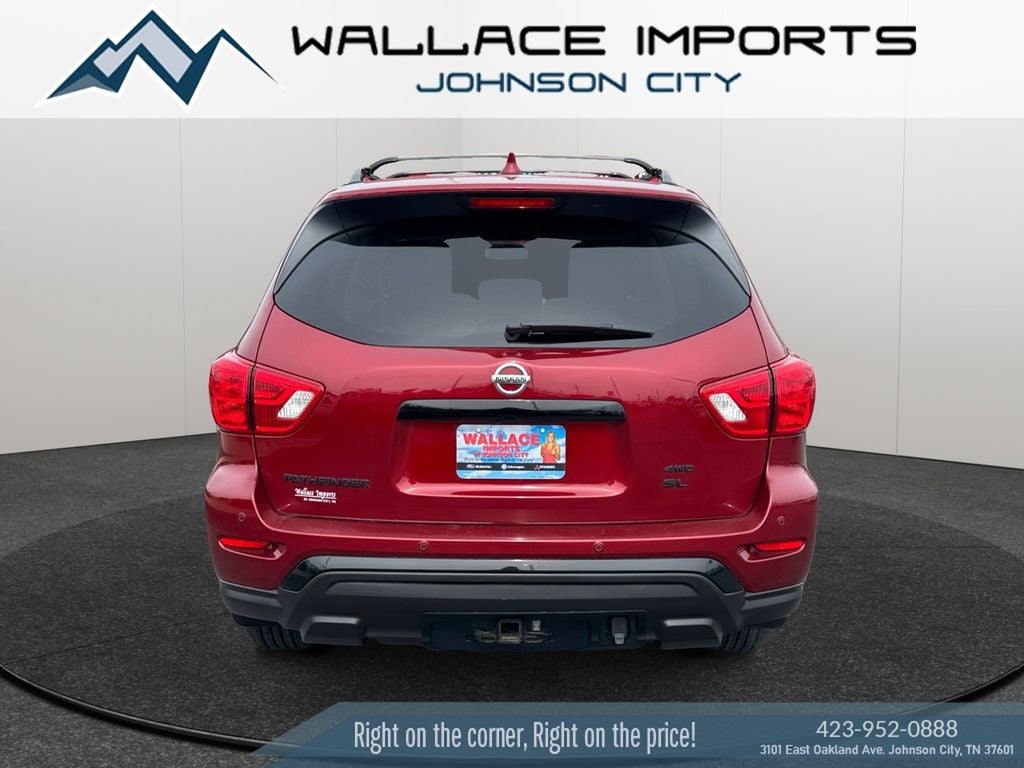 2020 Nissan Pathfinder SL