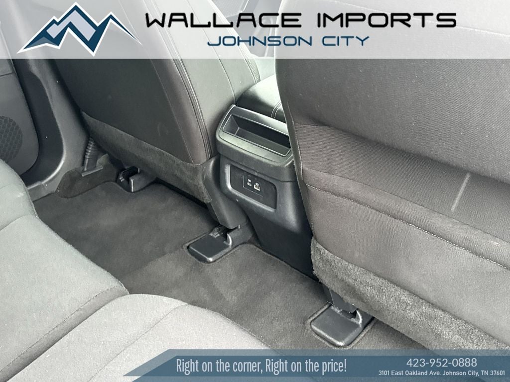 2024 Nissan Pathfinder S