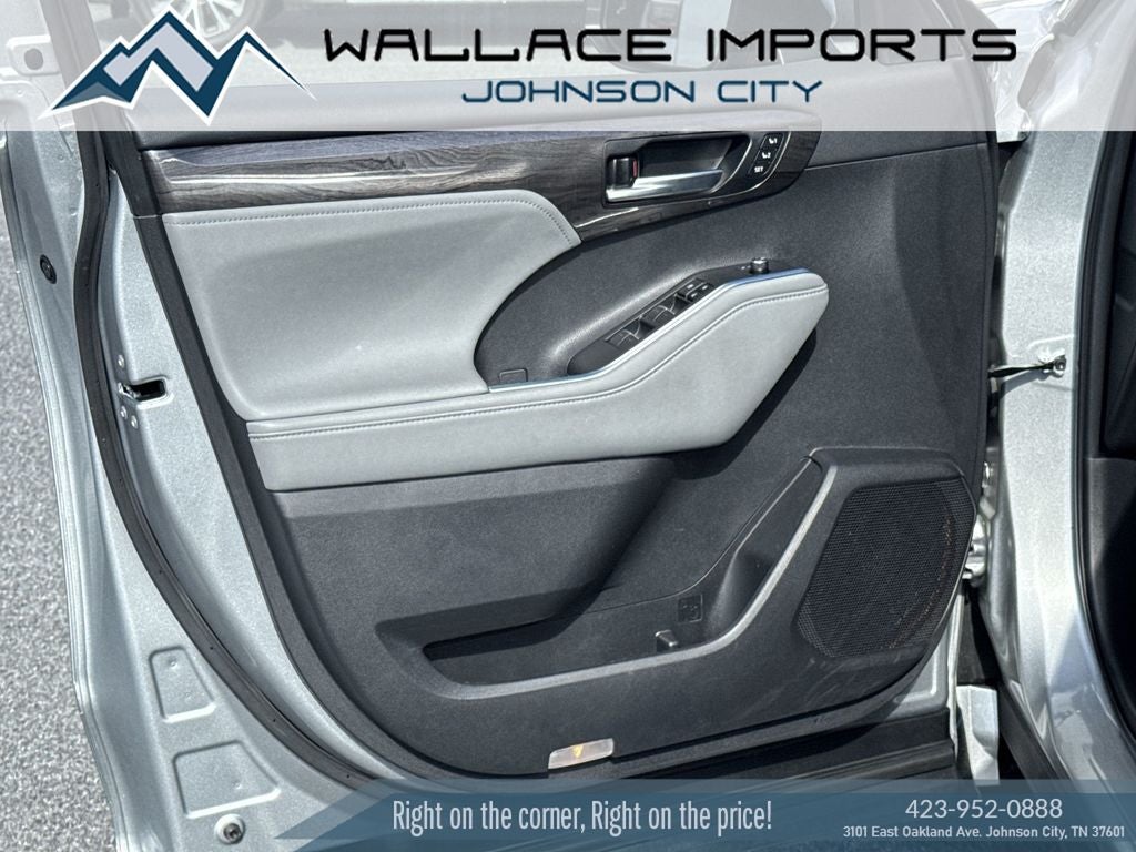 2024 Toyota Highlander Hybrid Platinum