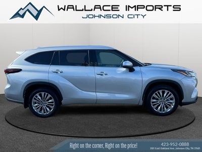2024 Toyota Highlander Hybrid Platinum