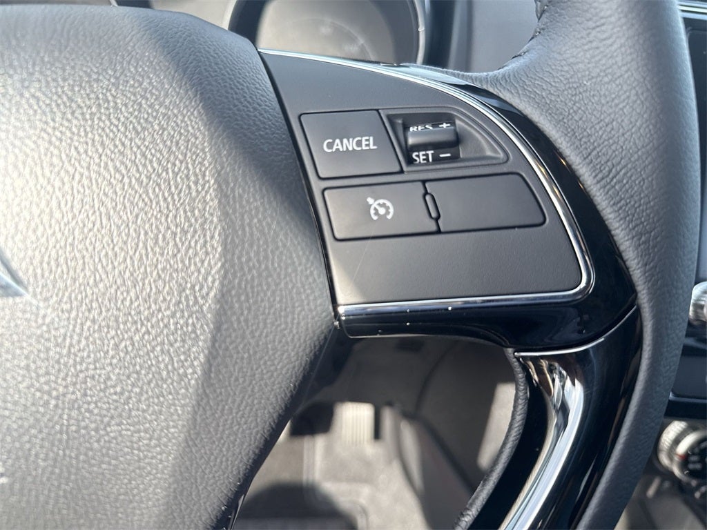 2025 Mitsubishi Outlander Sport 2.0 SE