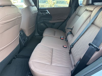 2025 Mitsubishi Outlander SEL