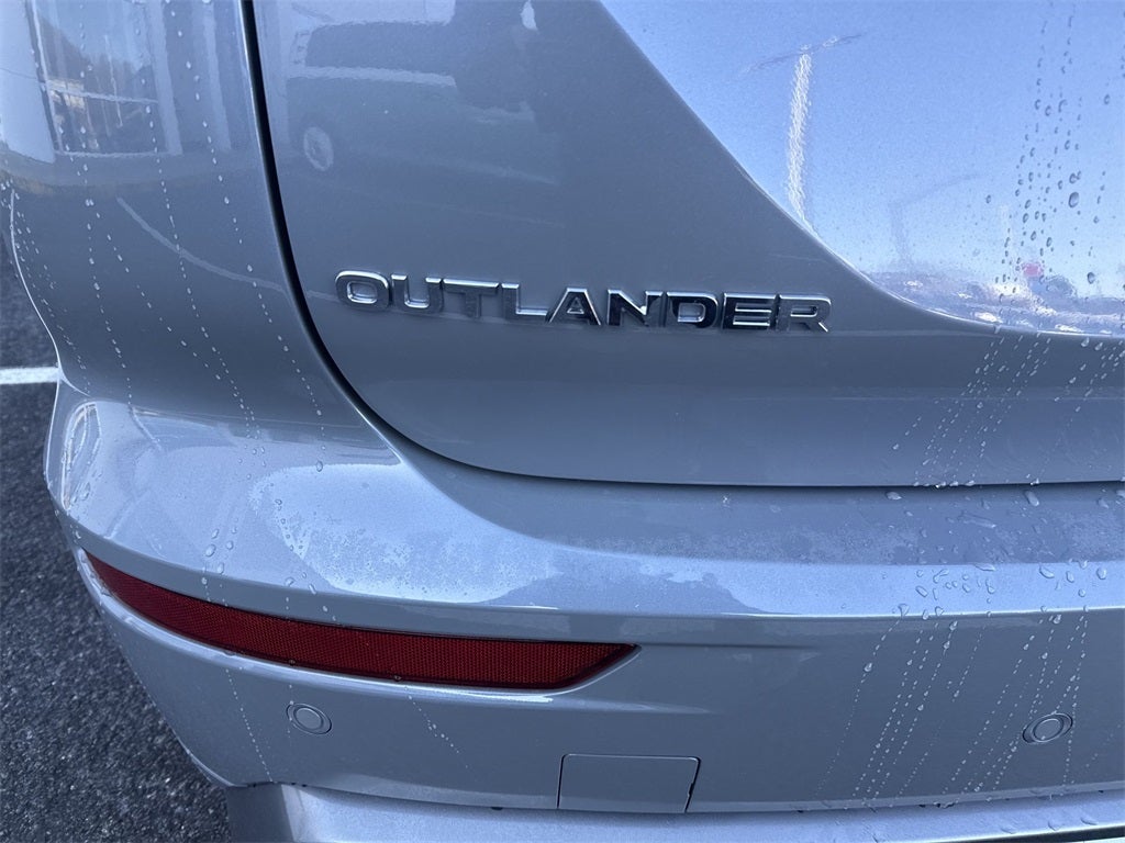 2025 Mitsubishi Outlander SEL