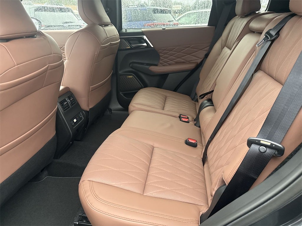 2026 Mitsubishi Outlander SEL