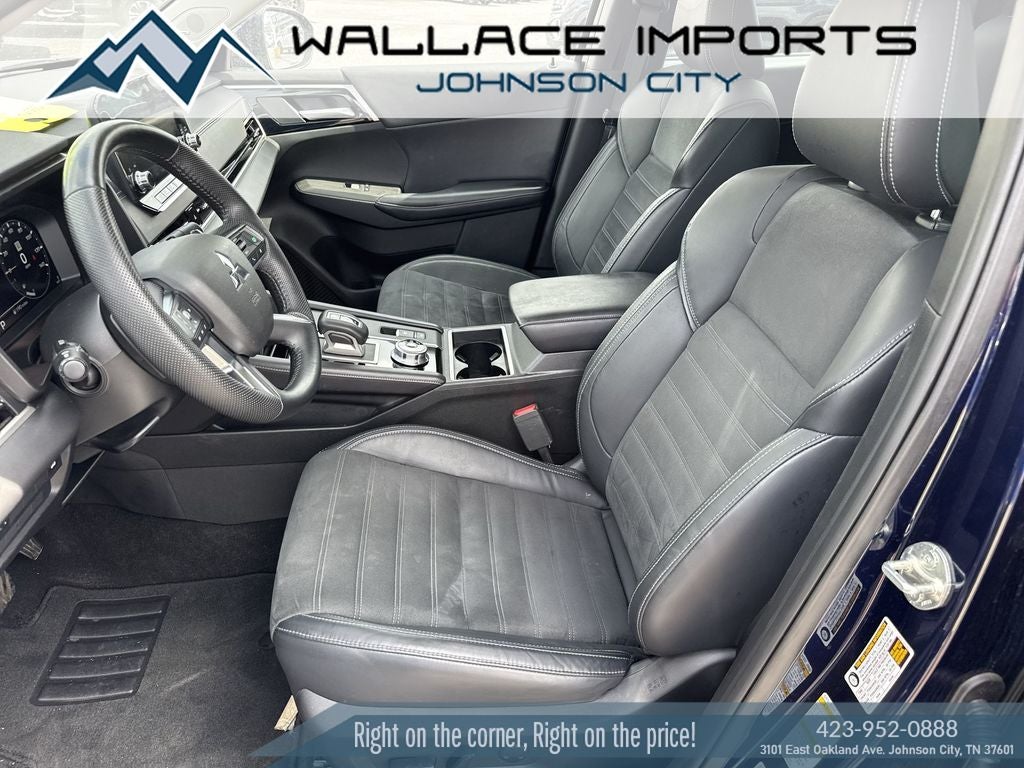 2023 Mitsubishi Outlander SE