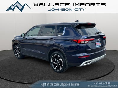 2023 Mitsubishi Outlander SE