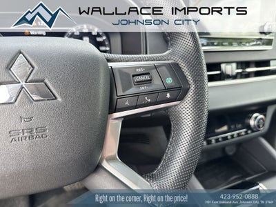 2023 Mitsubishi Outlander SE