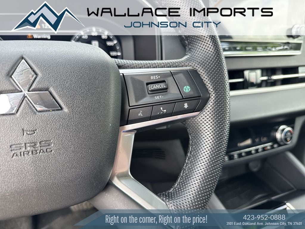 2023 Mitsubishi Outlander SE