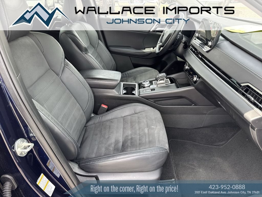 2023 Mitsubishi Outlander SE