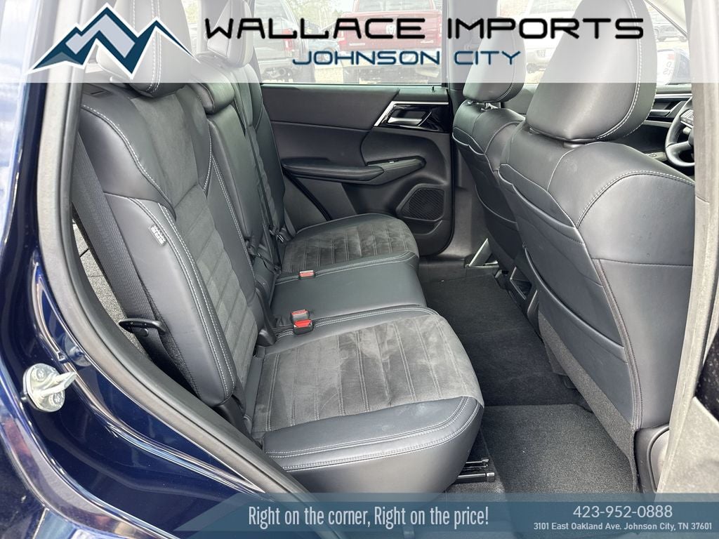 2023 Mitsubishi Outlander SE