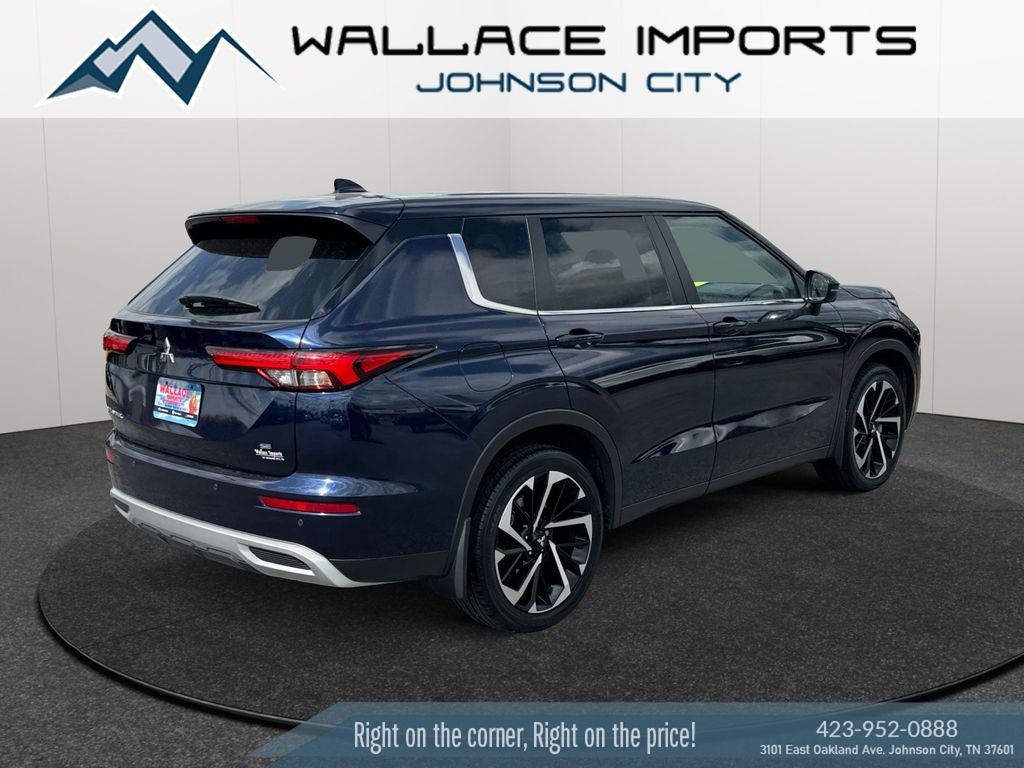 2023 Mitsubishi Outlander SE