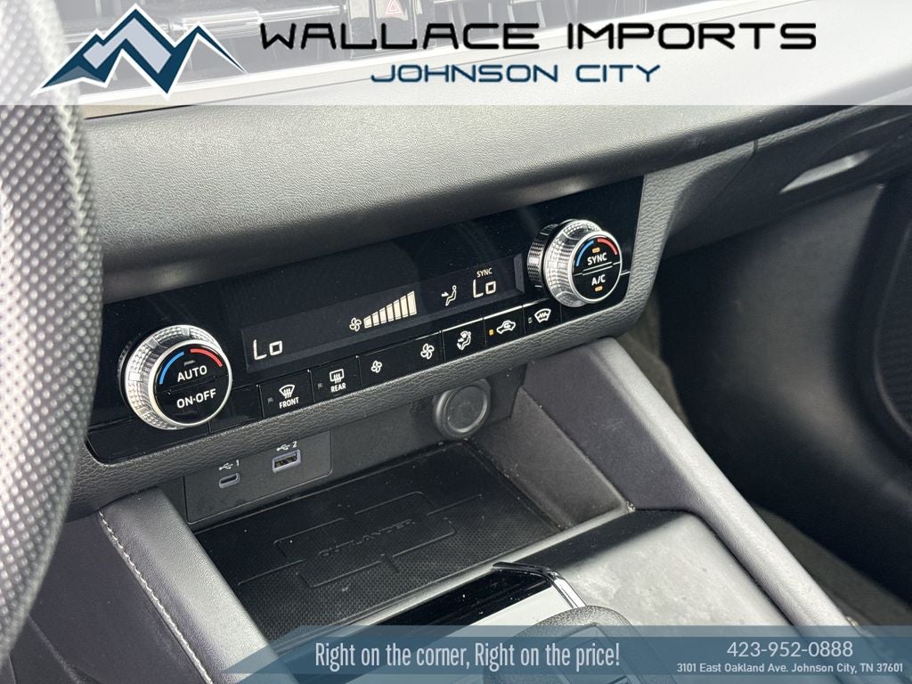 2024 Mitsubishi Outlander ES
