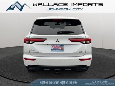 2023 Mitsubishi Outlander SE Black Edition