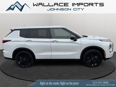 2023 Mitsubishi Outlander SE Black Edition