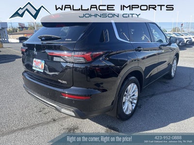 2026 Mitsubishi Outlander ES