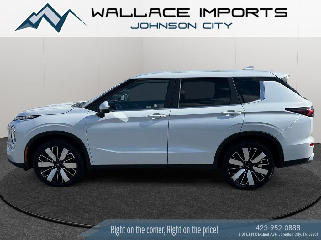 2025 Mitsubishi Outlander SE S-AWC's photo