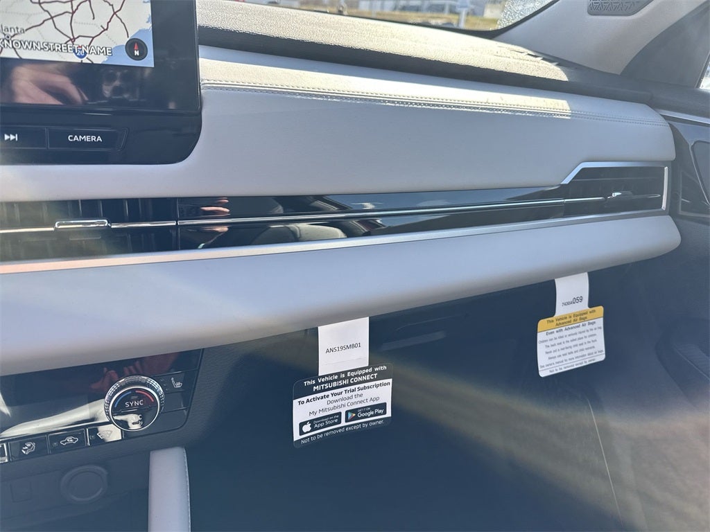 2025 Mitsubishi Outlander SE