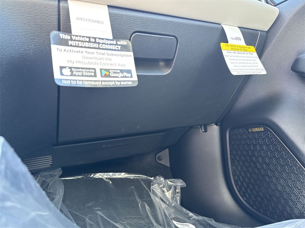 2025 Mitsubishi Outlander SE