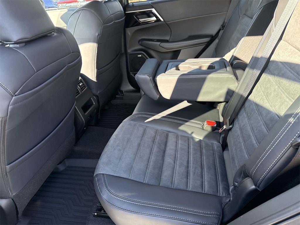 2026 Mitsubishi Outlander Trail Edition