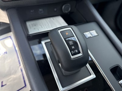 2025 Mitsubishi Outlander PHEV SE