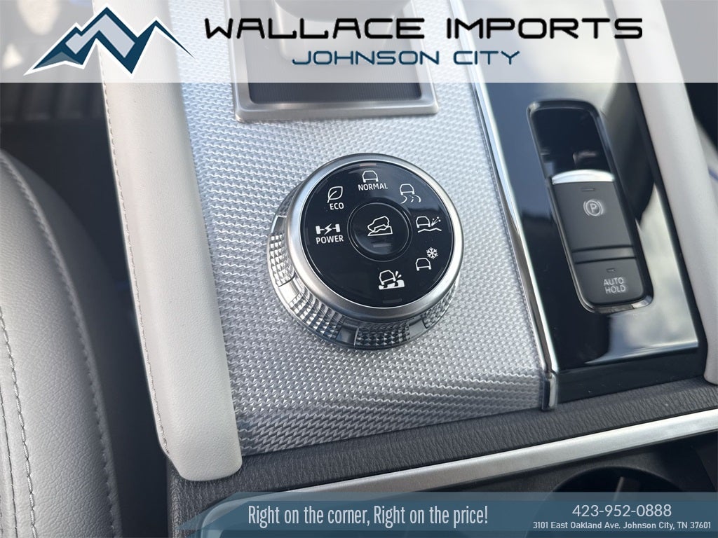 2025 Mitsubishi Outlander PHEV SEL Platinum Edition