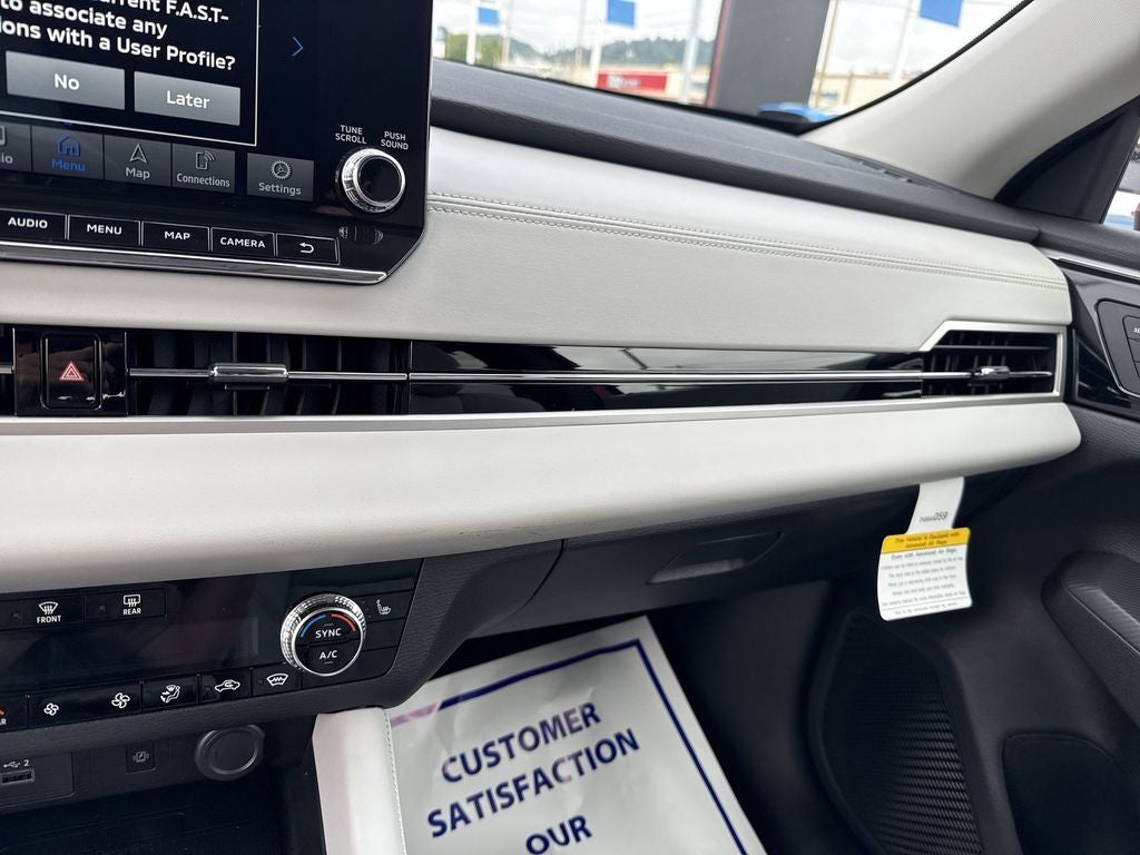 2025 Mitsubishi Outlander PHEV SEL