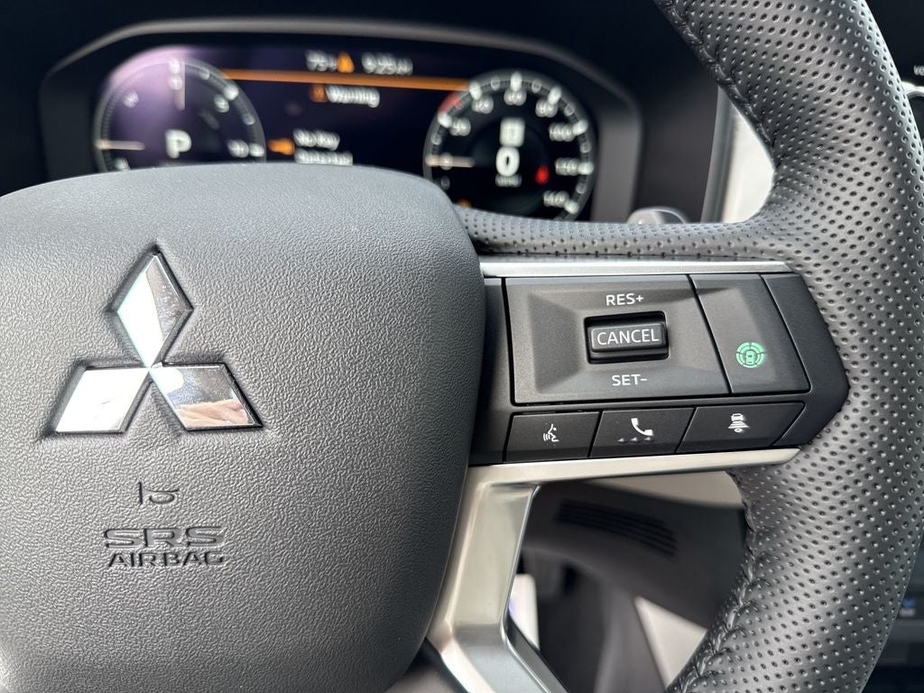 2025 Mitsubishi Outlander PHEV SEL