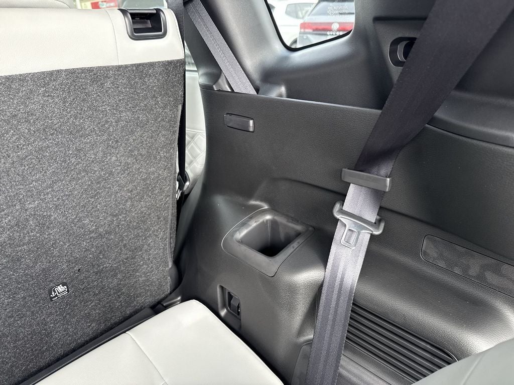 2025 Mitsubishi Outlander PHEV SEL