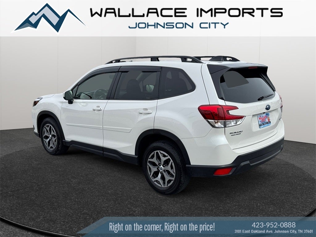 2024 Subaru Forester Premium
