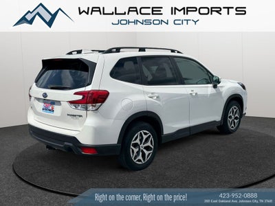 2023 Subaru Forester Premium