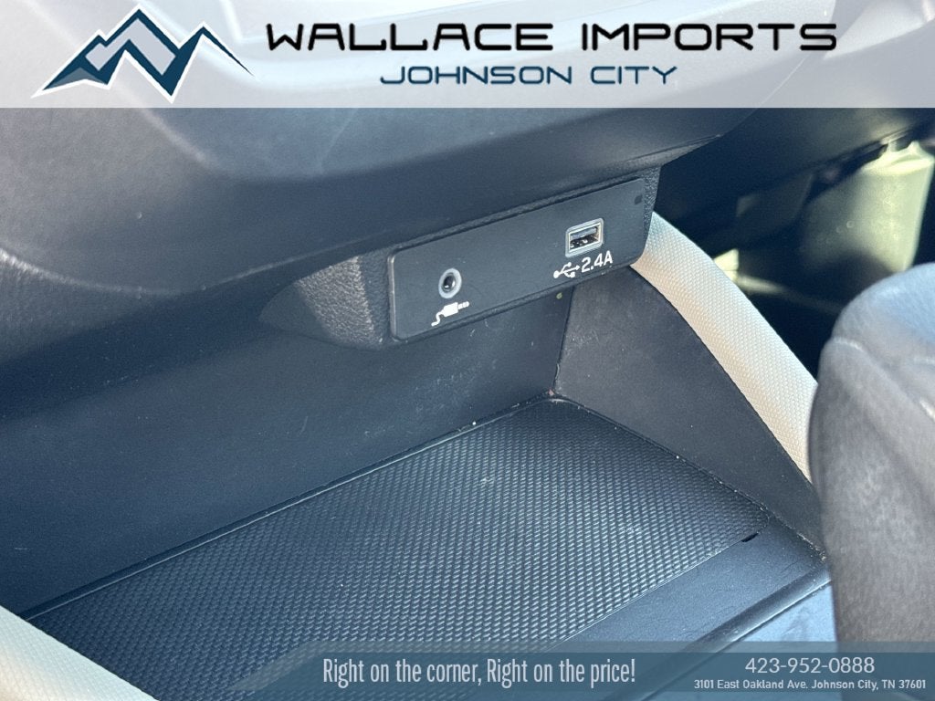 2025 Subaru Forester Base