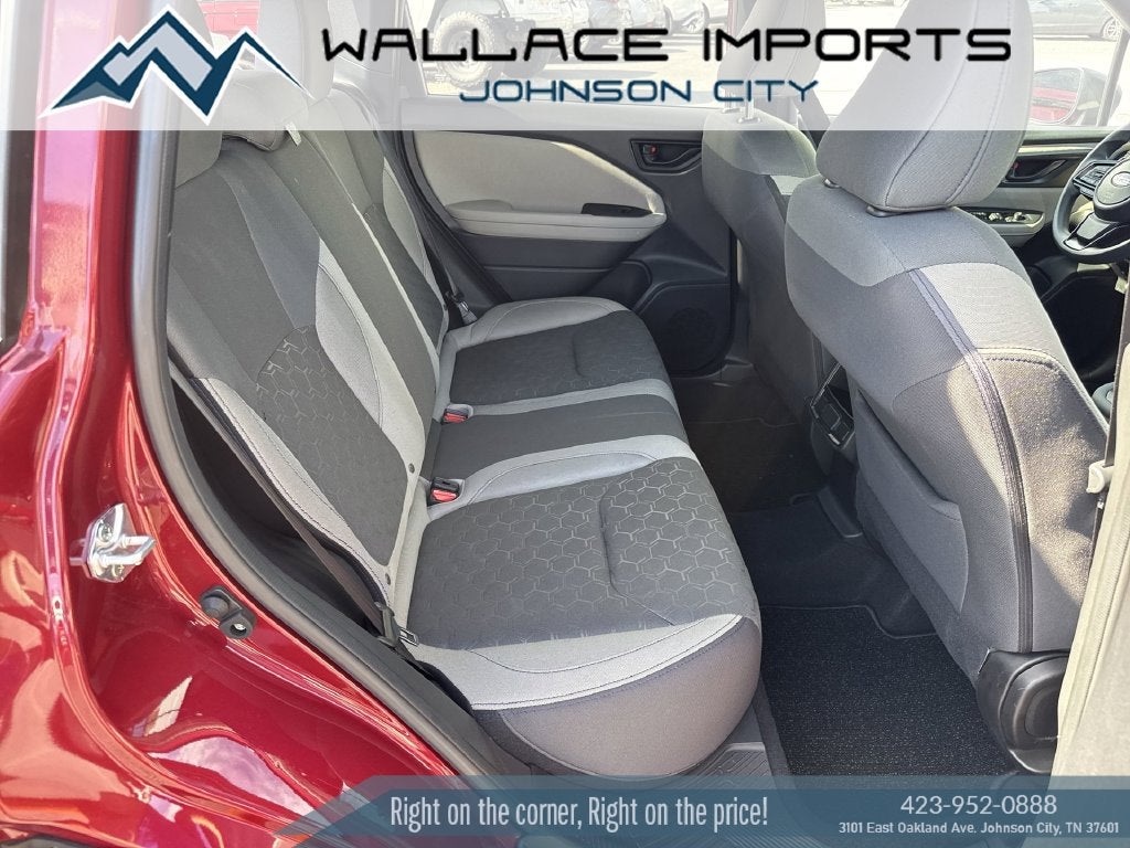 2025 Subaru Forester Base
