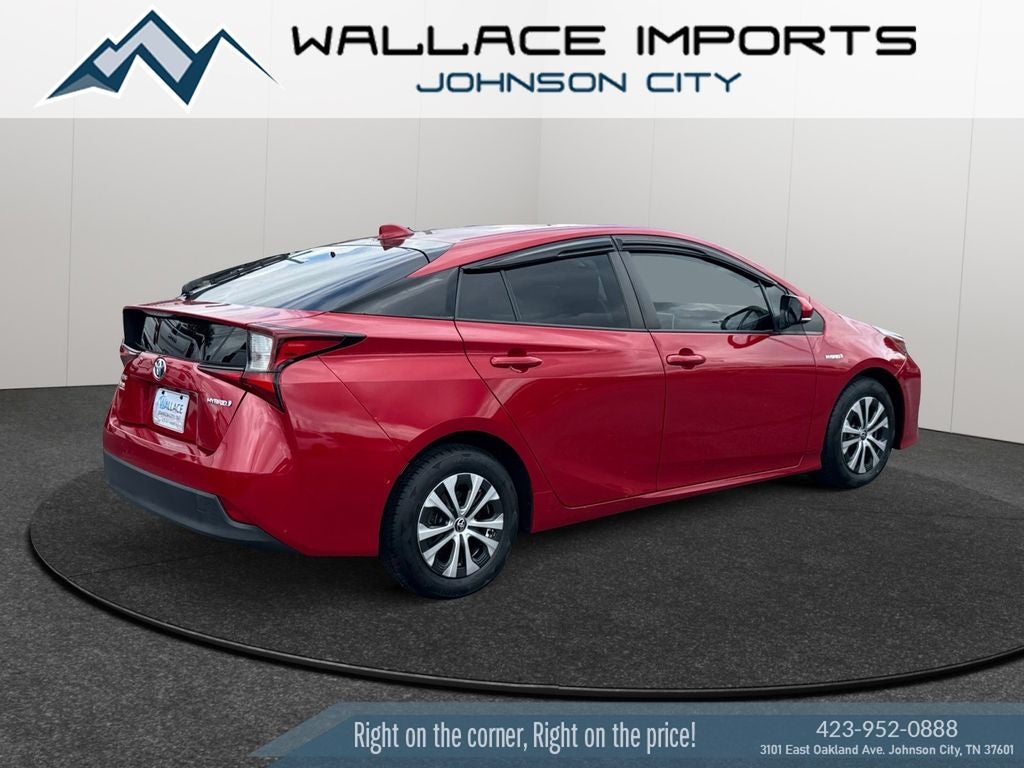 2022 Toyota Prius LE