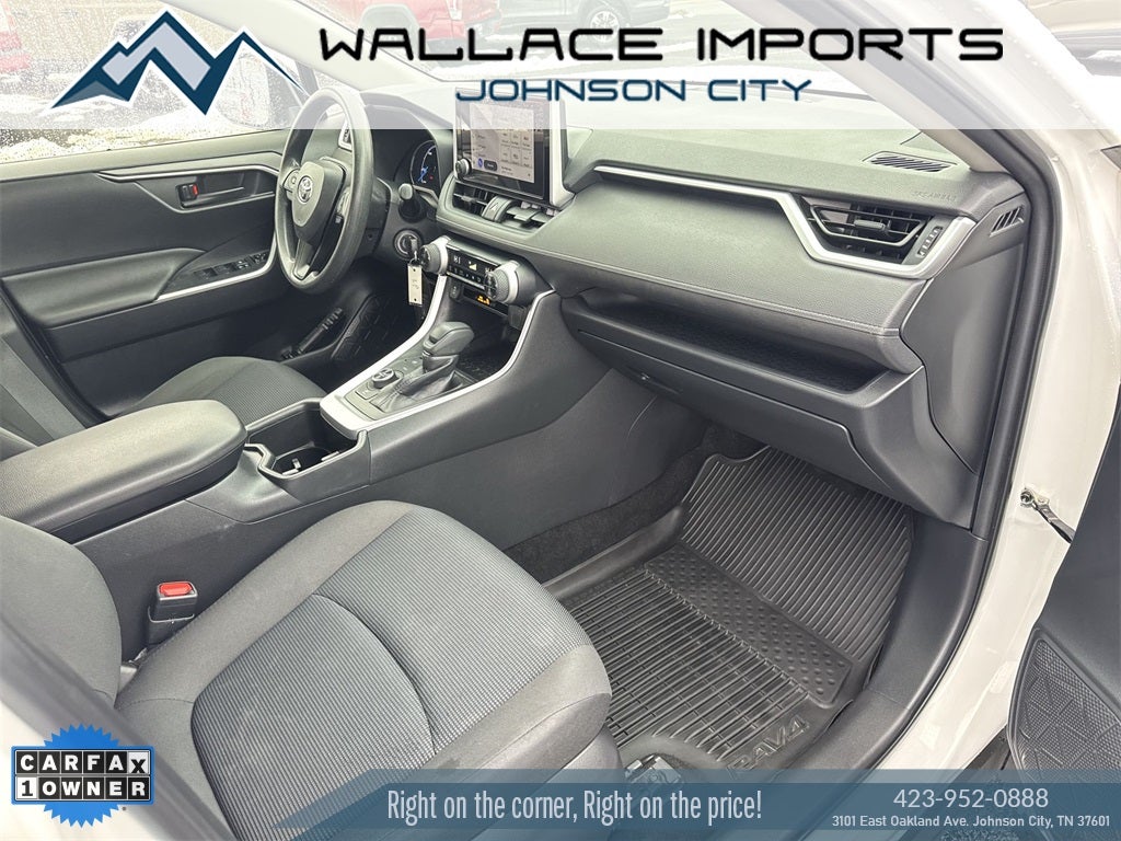 2023 Toyota RAV4 Hybrid LE