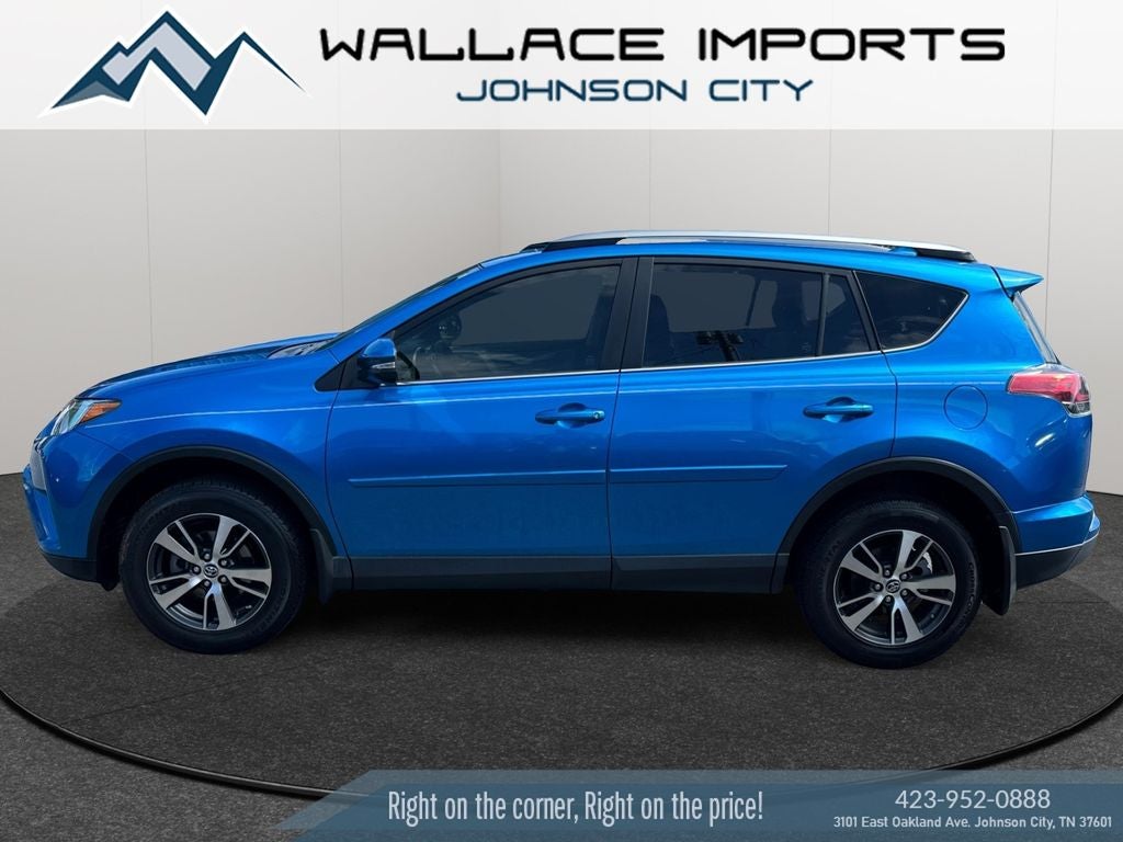2017 Toyota RAV4 XLE