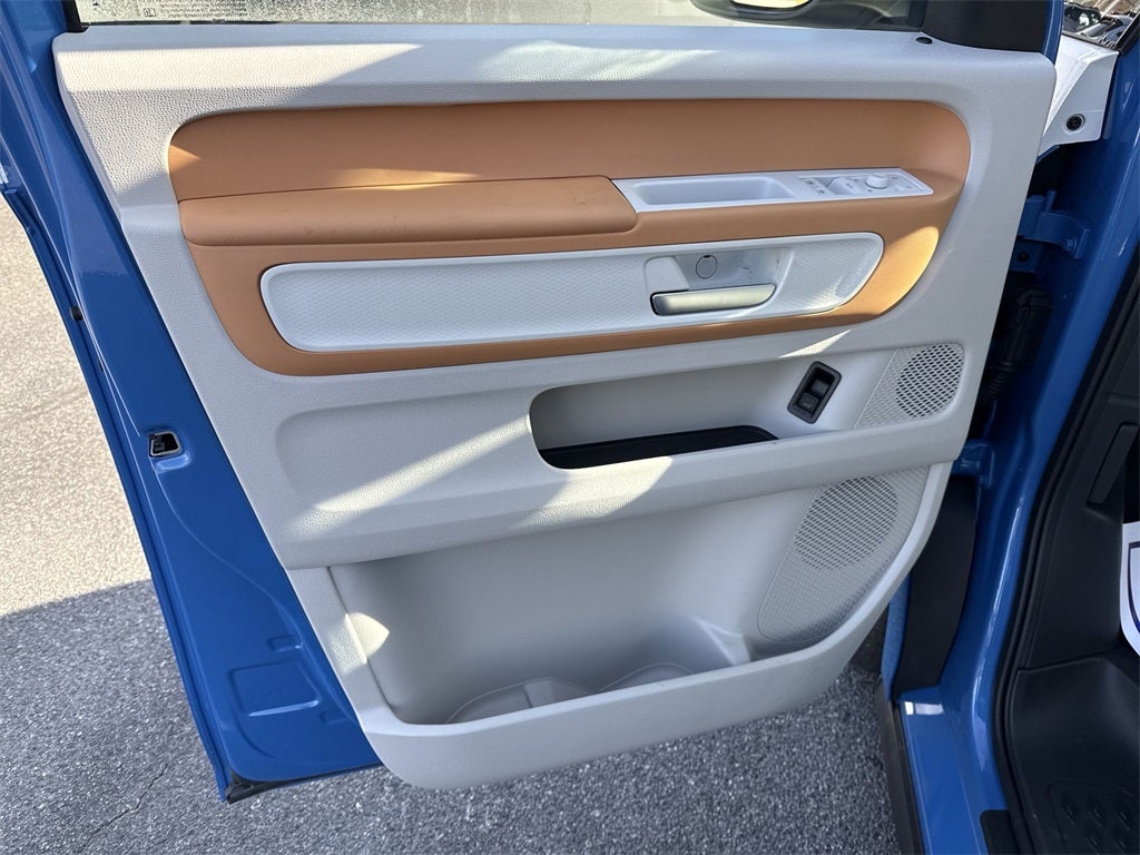 2025 Volkswagen ID. Buzz Pro S Plus