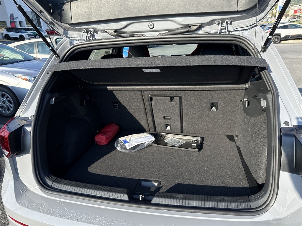 2025 Volkswagen Golf GTI 2.0T SE